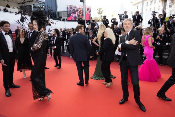 Antoine de Caunes - Montée des marches du film " La passion de Dodin Bouffant " lors du 76ème Festival International du Film de Cannes, au Palais des Festivals à Cannes. Le 24 mai 2023 © Jacovides-Moreau / Bestimage 