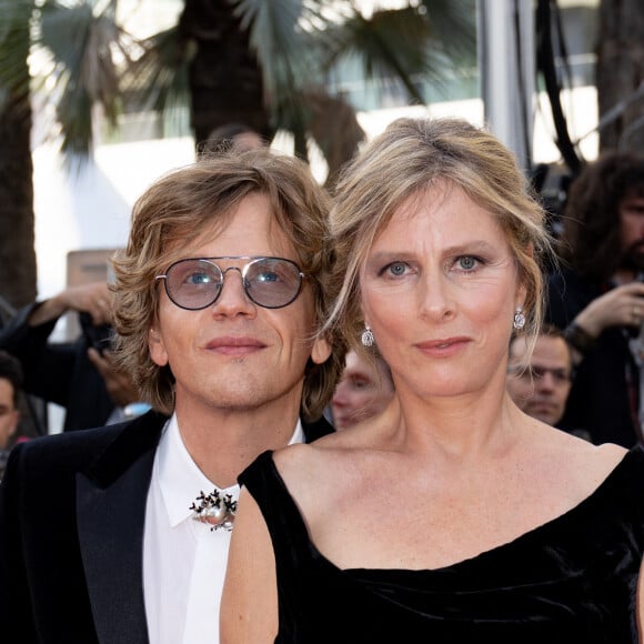 Alex Lutz, Karin Viard - Montée des marches du film " The Old Oak " lors du 76ème Festival International du Film de Cannes, au Palais des Festivals à Cannes. Le 26 mai 2023 © Jacovides-Moreau / Bestimage