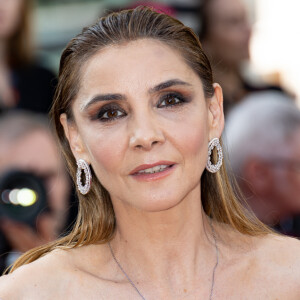 Clotilde Courau - Montée des marches du film " The Old Oak " lors du 76ème Festival International du Film de Cannes, au Palais des Festivals à Cannes. Le 26 mai 2023 © Jacovides-Moreau / Bestimage 