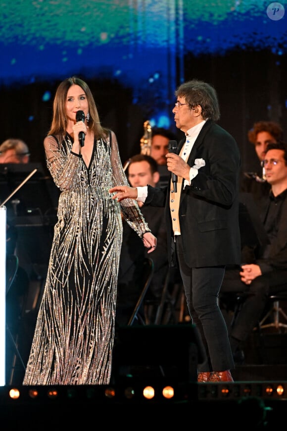 Exclusif - Elsa Zylberstein et Laurent Voulzy - Enregistrement de l'émission "Cannes chante le Cinéma" sur la célèbre plage Macé de Cannes, le 25 mai 2023 lors de la 76ème édition du Festival de Cannes le 25 mai 2023.