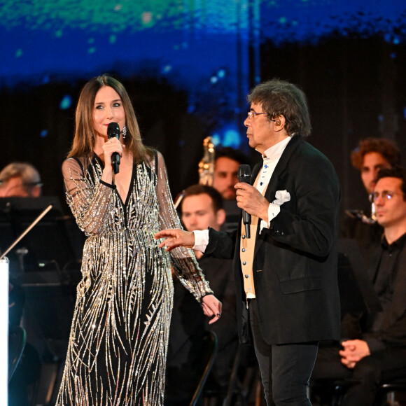 Exclusif - Elsa Zylberstein et Laurent Voulzy - Enregistrement de l'émission "Cannes chante le Cinéma" sur la célèbre plage Macé de Cannes, le 25 mai 2023 lors de la 76ème édition du Festival de Cannes le 25 mai 2023.