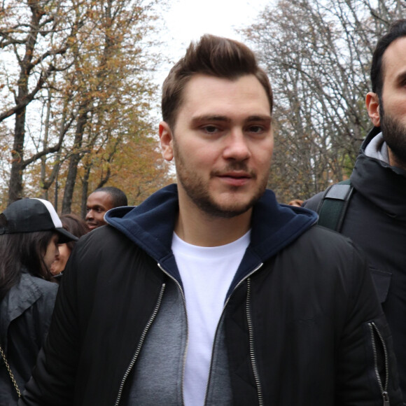 Jeff Panacloc - Arrivées des people pour l'enregistrement de l'émission "Vivement dimanche" à Paris le 23 octobre 2019.