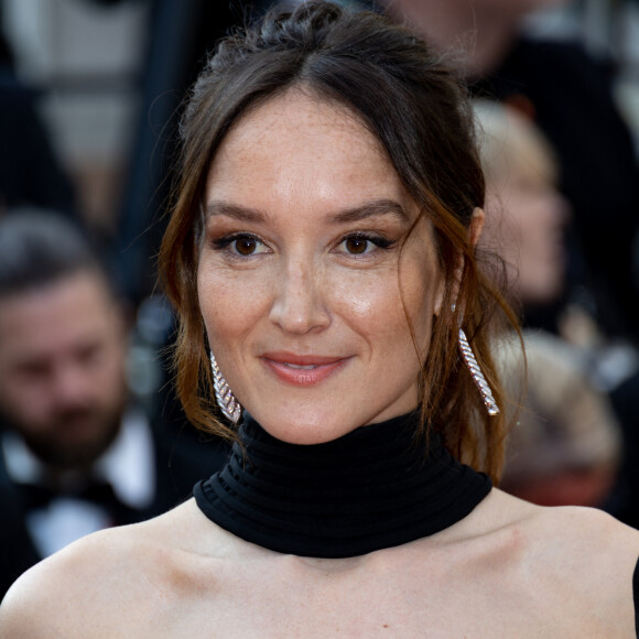 Anaïs Demoustier (Jury Caméra d'Or) - Montée des marches du film " Asteroid City " lors du 76ème Festival International du Film de Cannes, au Palais des Festivals à Cannes. Le 23 mai 2023 © Jacovides-Moreau / Bestimage 