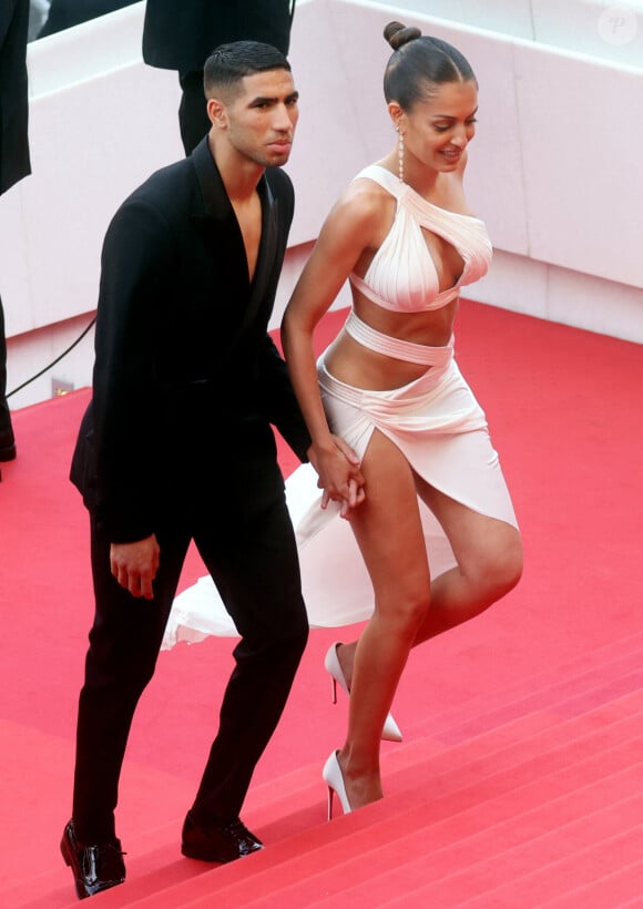 Achraf Hakimi et Hiba Abouk - Montée des marches du film « L’Innocent » lors du 75ème Festival International du Film de Cannes. Le 24 mai 2022 © Dominique Jacovides / Bestimage