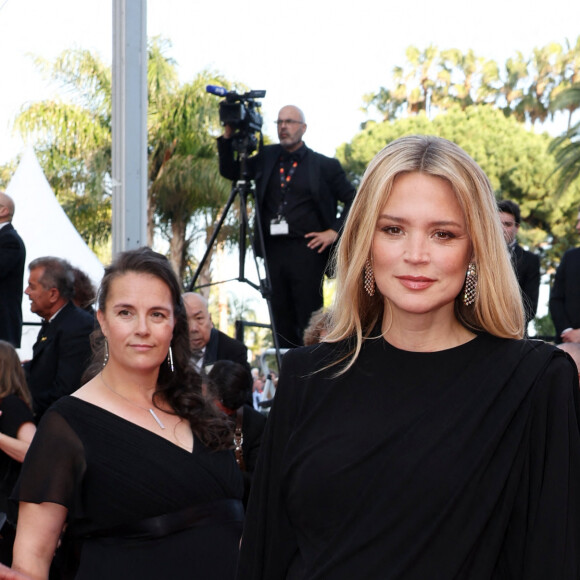 Virginie Efira (enceinte) - Montée des marches du film " L'été dernier " lors du 76ème Festival International du Film de Cannes, au Palais des Festivals à Cannes. Le 25 mai 2023 © Jacovides-Moreau / Bestimage