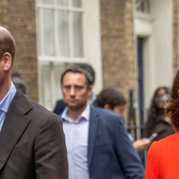 Le prince William de Galles et Kate Catherine Middleton, princesse de Galles, se sont rendus au pub Dog and Duck, à l'occasion de leur visite dans le quartier SoHo de Londres. Le 4 mai 2023 