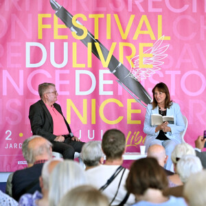 Ségolène Royal durant la 27ème édition du Festival du Livre de Nice, installé sur le jardin Albert 1er, du 3 au 5 juin 2023. © Bruno Bebert / Bestimage