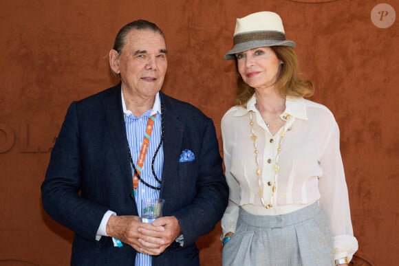 Cyrielle Clair et son mari Michel Corbière au village lors des Internationaux de France de tennis de Roland Garros 2023, à Paris, France, le 3 juin 2023. © Moreau-Jacovides/Bestimage  People at the Village during the Roland Garros International Tennis Championships in Paris, France, on June 3rd, 2023.