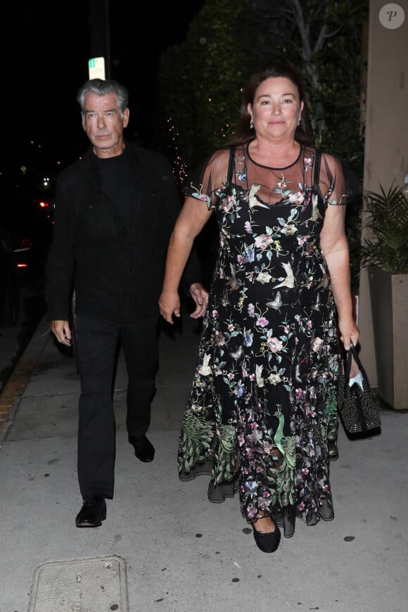 Pierce Brosnan et sa femme Keely Shaye Smith sont allés dîner au restaurant italien Giorgio Baldi à Santa Monica. Le 26 avril 2023.