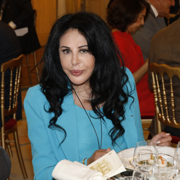 À leurs côtés, la réalisatrice Yamina Benguigui. 
Exclusif - Yamina Benguigui - Mercredi 31 mai 2023, le dîner du Cercle de la Revue des Deux Mondes, orchestré par Marc Ladreit de Lacharrière, s'est réuni au Cercle de l'Union Interalliée en l'honneur de Laurent Wauquiez (Président de la Région Auvergne – Rhône-Alpes). © Marc Ausset-Lacroix / Bestimage