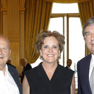 Exclusif - Marc Ladreit de Lacharrière, Vadym Omelchenko Ambassadeur d'Ukraine en France et Menna Rawlings, Ambassadrice du Royaume-Uni - Mercredi 31 mai 2023, le dîner du Cercle de la Revue des Deux Mondes, orchestré par Marc Ladreit de Lacharrière, s'est réuni au Cercle de l'Union Interalliée en l'honneur de Laurent Wauquiez (Président de la Région Auvergne – Rhône-Alpes). © Marc Ausset-Lacroix / Bestimage