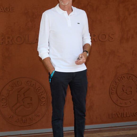 Denis Brogniart au village lors des Internationaux de France de tennis de Roland Garros 2023, à Paris, France, le 6 juin 2023. © Jacovides-Moreau/Bestimage 