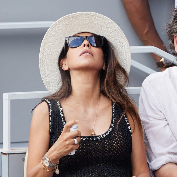 Avec qui elle attend cet enfant.
Reem Kherici, enceinte dans les tribunes lors des Internationaux de France de Tennis de Roland Garros 2023. Paris, le 7 juin 2023. © Jacovides / Moreau / Bestimage 