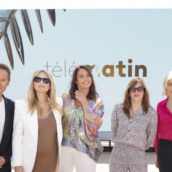 Exclusif - Damien Thévenot, Virginie Efira (enceinte), Julia Vignali, Valérie Donzelli, Charlotte Lipinska sur le plateau de l"émission Télématin lors du 76ème Festival International du Film de Cannes, France, le 23 mai 2023. © Jack Tribeca/Bestimage