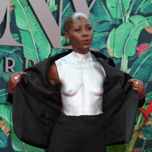 Une tenue très audacieuse pour un événement de taille. 
Lupita Nyong'o au photocall de la soirée des "76th Annual Tony Awards" à New York, le 11 juin 2023. 