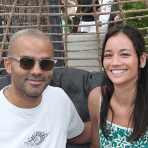 Exclusif - Tony Parker et sa compagne Alizée Lim - Célébrités aux Internationaux de France de Tennis de Roland Garros 2023 - Jour 15 à Paris le 11 Juin 2023. © Bertrand Rindoff / Bestimage 