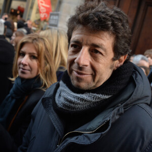 Décidément, ces dernières semaines sont intenses pour le fils cadet de Patrick Bruel.
Patrick Bruel et Amanda Sthers - Marche républicaine pour Charlie Hebdo à Paris, suite aux attentats terroristes survenus à Paris.