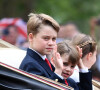 Le prince George, futur roi, a salué la foule
Le prince George, la princesse Charlotte et le prince Louis de Galles - La famille royale d'Angleterre lors du défilé "Trooping the Colour" à Londres. Le 17 juin 2023 