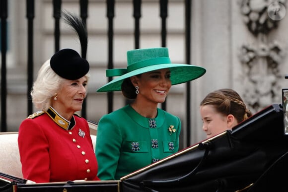 La reine consort Camilla Parker Bowles, Kate Catherine Middleton, princesse de Galles et la princesse Charlotte de Galles - La famille royale d'Angleterre lors du défilé "Trooping the Colour" à Londres. Le 17 juin 2023 