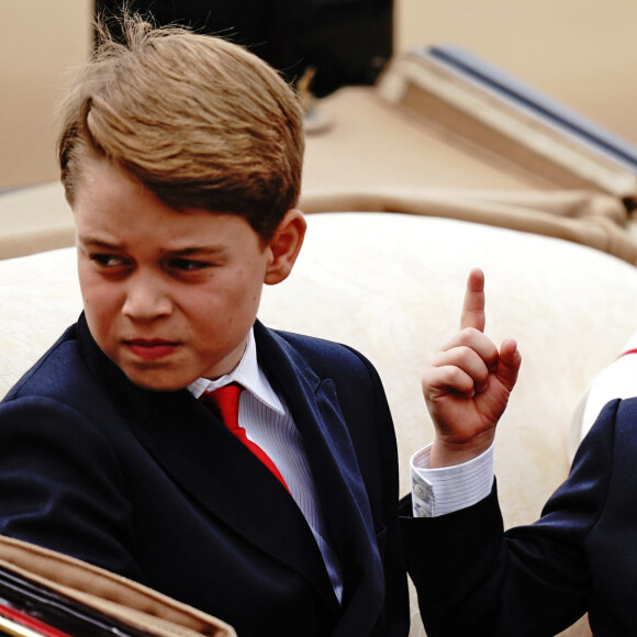 Le prince George, la princesse Charlotte et le prince Louis de Galles - La famille royale d'Angleterre lors du défilé "Trooping the Colour" à Londres. Le 17 juin 2023 