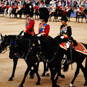 Le prince William de Galles, le duc Edward d'Edimbourg et la princesse Anne - La famille royale d'Angleterre lors du défilé "Trooping the Colour" à Londres. Le 17 juin 2023