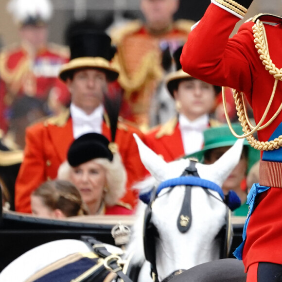 Le prince William de Galles et le duc Edward d'Edimbourg - La famille royale d'Angleterre lors du défilé "Trooping the Colour" à Londres. Le 17 juin 2023 