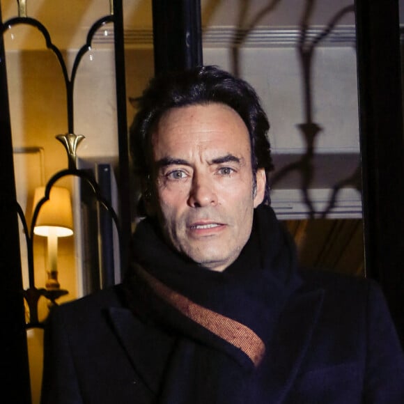 Anthony Delon - Arrivées à la 10ème édition du "Global Gift Gala 2022" au Four Seasons Hotel George V à Paris le 19 novembre 2022. © Christophe Clovis / Bestimage 