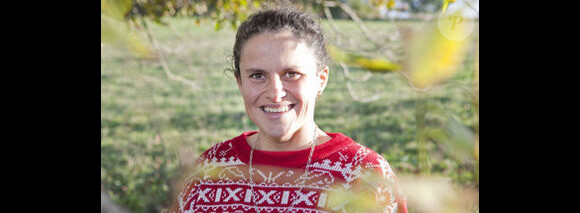 Céline : Elle est éleveuse de brebis laitières dans les Pyrénées-Atlantiques (Aquitaine) dans la sixième saison de L'amour est dans le pré