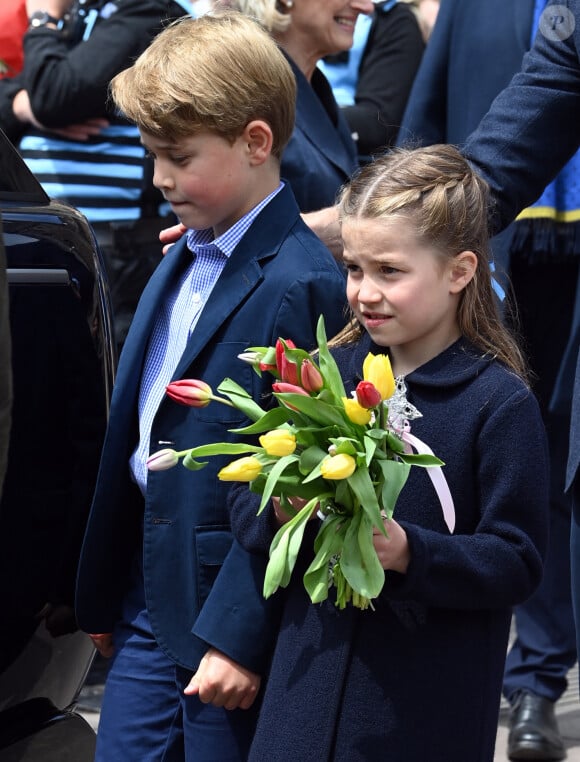 Le prince George de Cambridge et la princesse Charlotte de Cambridge en visite au château de Cardiff, Royaume Uni, le 4 juin 2022, à l'occasion du jubilé de platine de la reine d'Angleterre. 