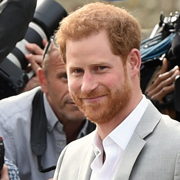 Le prince William, duc de Cambridge et le prince Harry arrivent au château de Windsor à la veille du Mariage Royal le 18 mai 2018. 