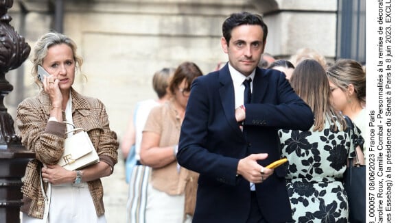 Arthur décoré : Caroline Roux et son mari très gentleman, devant des couples célèbres et soudés