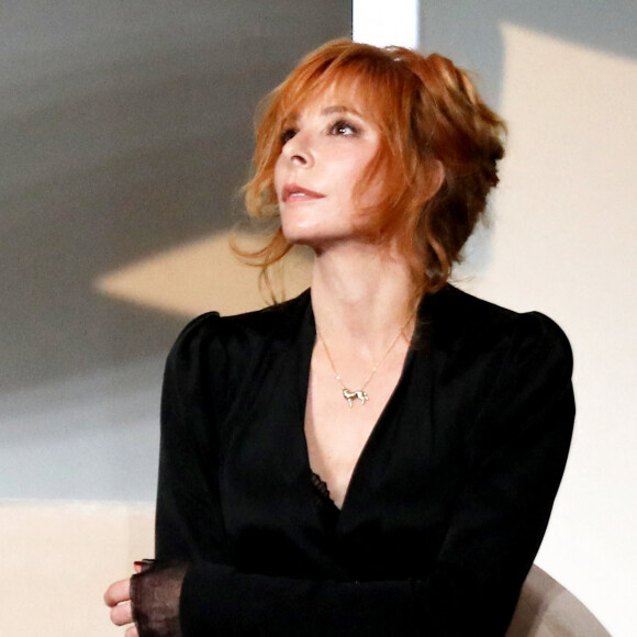 Un coin de verdure situé au sud du XVIe arrondissement de Paris, où vivent plusieurs stars.
Mylène Farmer - Cérémonie de clôture du 74ème Festival International du Film de Cannes, le 17 juillet 2021. © Borde-Jacovides-Moreau/Bestimage 