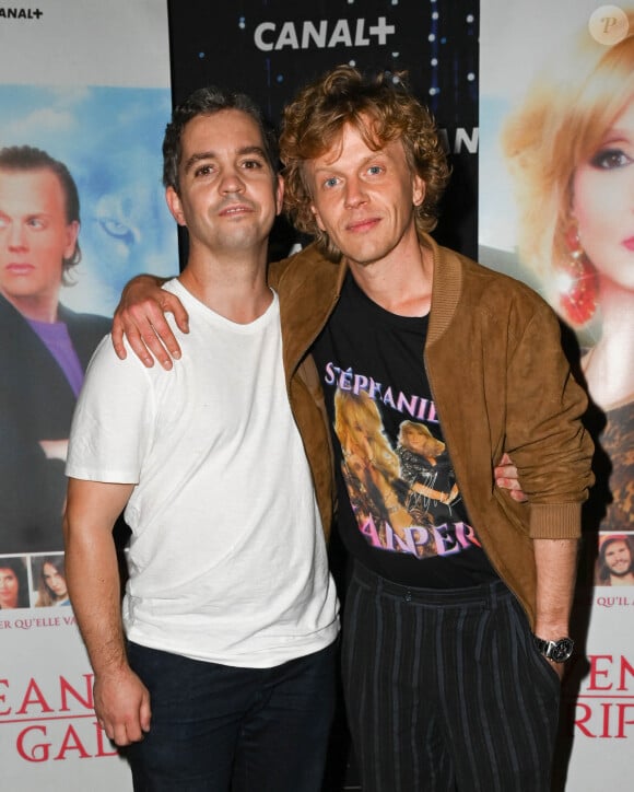 Exclusif - Bruno Sanches et Alex Lutz - Avant-première française du film "La vengeance au triple galop" au Cinéma Gaumont Champs-Elysées à Paris le 28 septembre 2021. © Coadic Guirec/Bestimage 