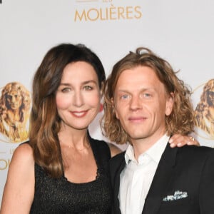 Elsa Zylberstein et Alex Lutz - Enregistrement à huis clos de la 32ème Cérémonie des Molières au Théâtre du Châtelet à Paris qui sera diffusée le 23 juin 2020 sur France 2. © Guirec Coadic / Bestimage 