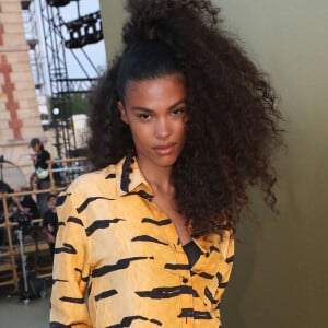 Tina Kunakey était dans le jardin du Château de Versailles ce lundi.
Tina Kunakey - Défilé de mode Louis Vuitton Homme, Collection Printemps-Été dans le cadre de la Fashion Week de Paris, France. © Olivier Borde / Bertrand Rindoff / Bestimage 