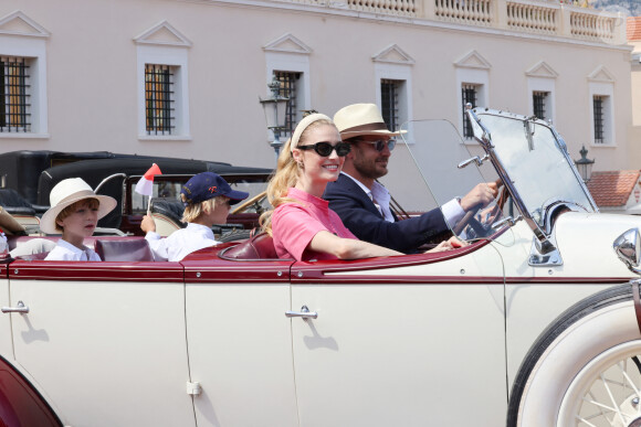 Pierre Casiraghi, Beatrice Borromeo et leurs enfants Stefano et Francesco - "Le rocher en fête" la principauté de Monaco fête le centenaire du prince Rainier III à Monaco, le 31 mai 2023.  © Claudia Albuquerque / Bestimage 