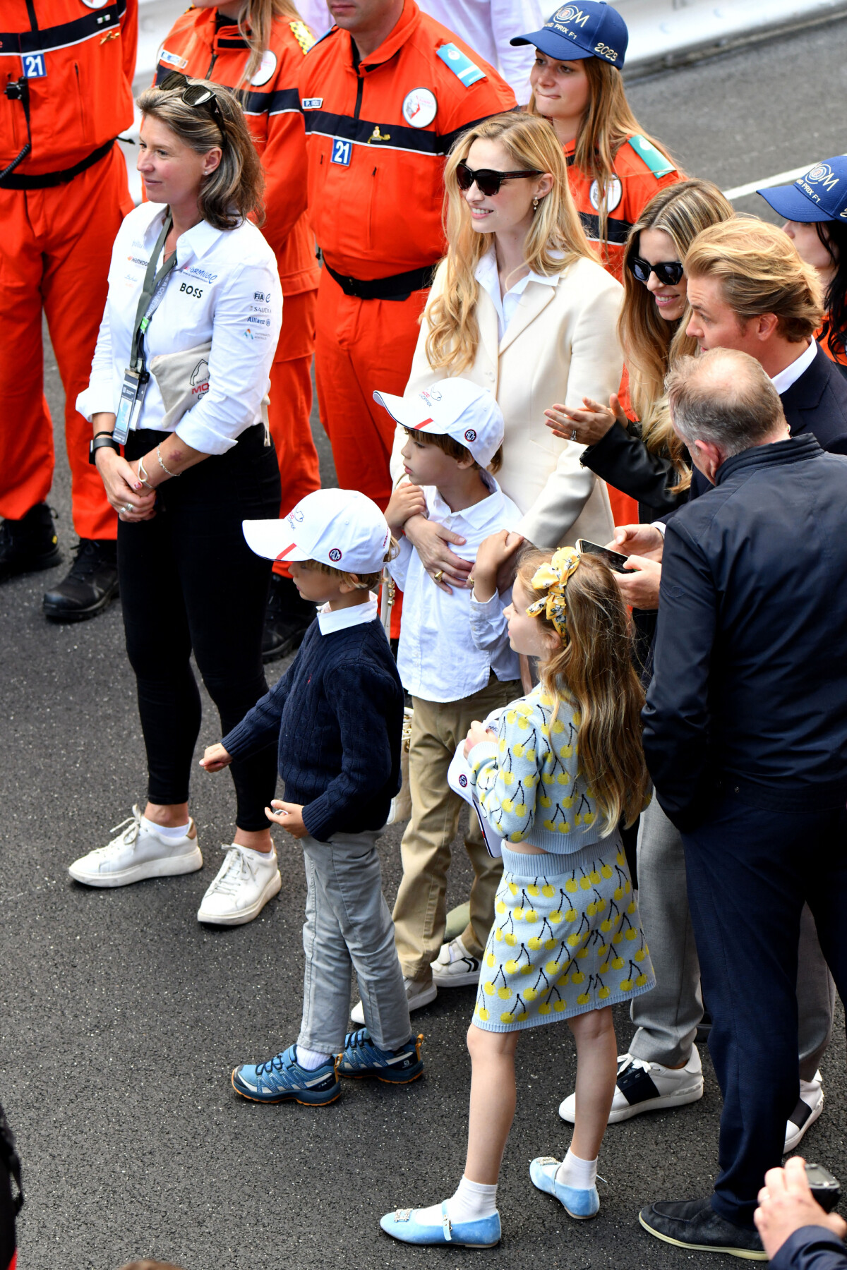 Photo Beatrice Borromeo et ses enfants Stefano et Francisco Casiraghi en compagnie de Nico