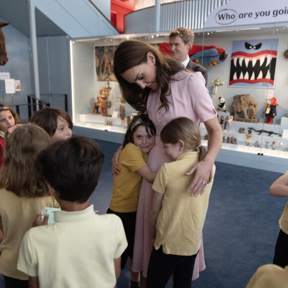 Catherine (Kate) Middleton, princesse de Galles, lors d'une visite pré-inaugurale du "Young V&A" à Bethnal Green, dans l'est de Londres, le 28 juin 2023. L'ouverture au public est prévue le 1er juillet 2023. 