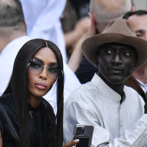 Elle a été félicitée par toutes les stars de la mode. 
Naomi Campbell assiste au défilé Wales Bonner, prêt à porter homme printemps/été 2024 lors de la fashion week à Paris le 21 juin 2023. 