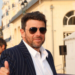 Patrick Bruel sur le tapis rouge du prix du court métrage lors du 37ème festival du film de Cabourg (37ème journées romantiques du 14 au 18 juin 2023), à Cabourg, France, le 16 juin 2023. © Coadic Guirec/Bestimage 