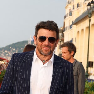 Patrick Bruel sur le tapis rouge du prix du court métrage lors du 37ème festival du film de Cabourg (37ème journées romantiques du 14 au 18 juin 2023), à Cabourg, France, le 16 juin 2023. © Coadic Guirec/Bestimage 