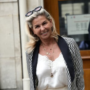 Caroline Margeridon - Mariage de Claude Lelouch à la mairie du 18ème à Paris. Le 17 juin 2023