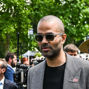 Tony Parker et sa femme Alizé Lim au photocall de la 174ème édition du Prix de Diane Longines à l'hippodrome de Chantilly, France, le 18 juin 2023. © Matthieu Mirville/Bestimage