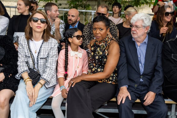 Sofia Coppola, Mellody Hobson (pdt Dream Works) et sa fille et son mari George Lucas - Front row du défilé de mode Chanel collection Haute Couture Automne-Hiver 2023-2024 lors de la Fashion Week de Paris. Le 4 juillet 2023. © Borde-Rindoff/Bestimage