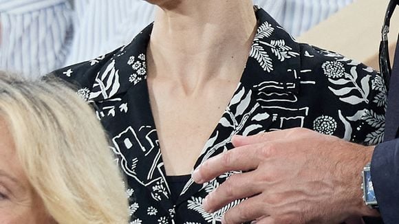 "Quelqu'un peut m'amener de la vodka ?" : Laurie Delhostal, au bout du rouleau, fait une demande très étonnante