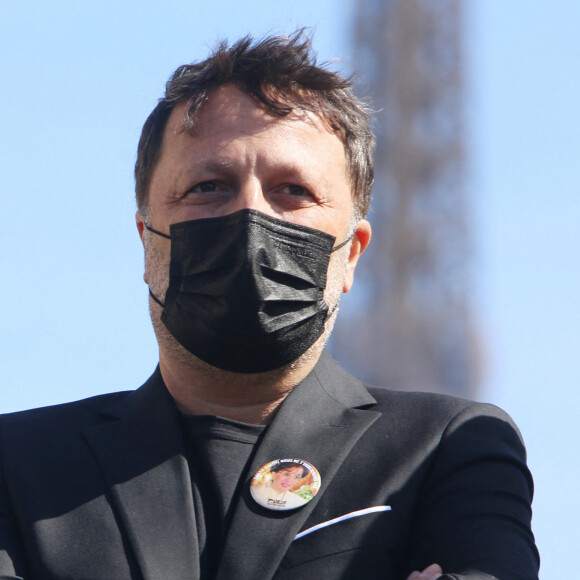 Arthur Essebag - Hommage à Sarah Halimi, assassinée en avril 2017, sur la place du Trocadero à Paris. Le 25 avril 2021