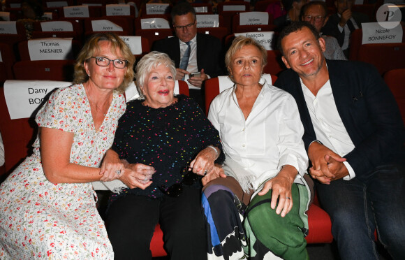 Exclusif - Claude Chirac, Line Renaud, Muriel Robin et Dany Boon - Soirée d'ouverture du festival au théâtre et projection du film "Une belle course" lors du 15ème festival du film francophone d'Angoulême le 23 août 2022. © Coadic Guirec / Bestimage 