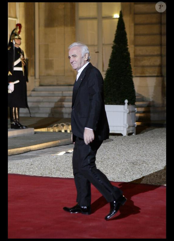 Charles Aznavour au dîner d'Etat organisé en l'honneur du président russe Dmitri Medvedev et de son épouse. 02/03/2010