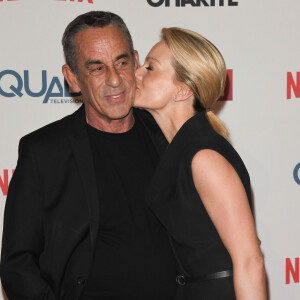 Thierry Ardisson et sa femme Audrey Crespo-Mara à l'avant-première de série télévisé TF1 "Le Bazar de la Charité" au Grand Rex à Paris, France, le 30 septembre 2019. © Coadic Guirec/Bestimage 