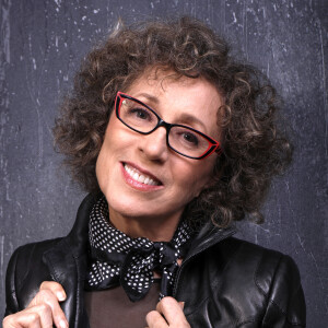 Exclusif - Rendez-vous avec Mireille Dumas à Paris le 6 novembre 2018. © Cédric Perrin/Bestimage